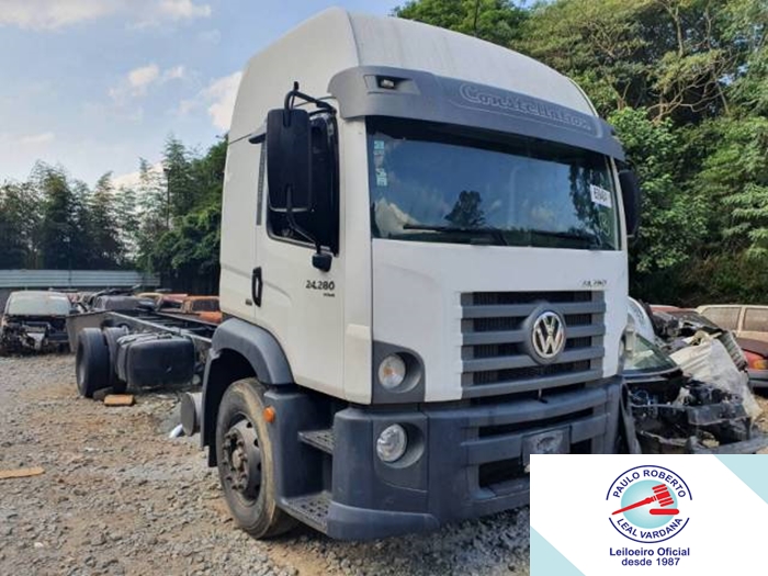VOLKSWAGEN CONSTELLATION 24.280 6.9 I6
